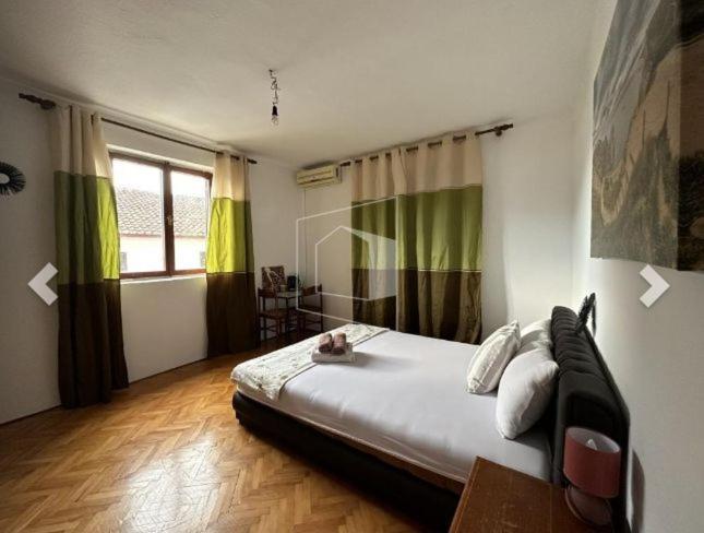 Alex Guesthouse Kotor Eksteriør bilde